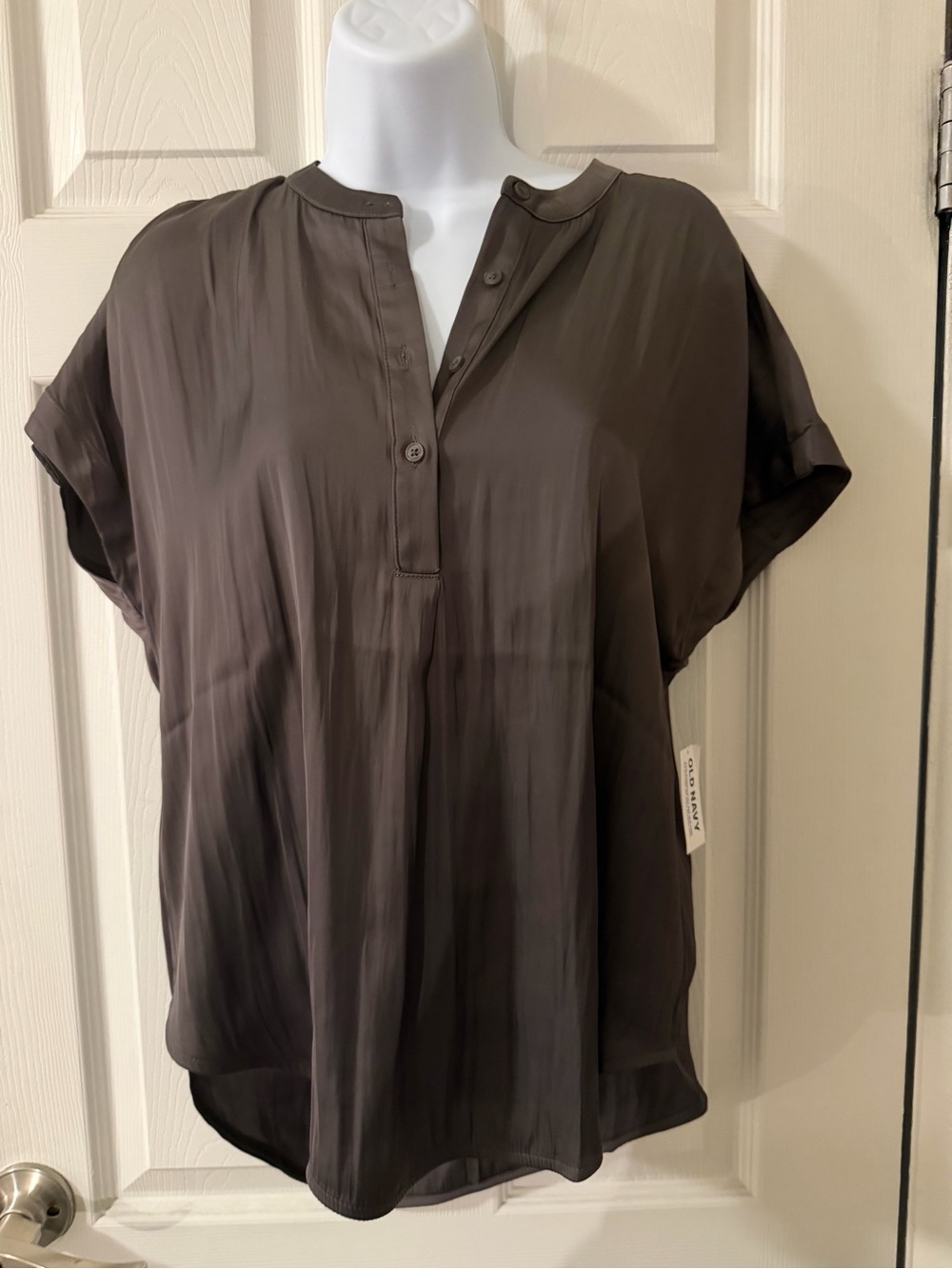 Old Navy Dark Charcoal Short-Sleeve Notch-Neck Blouse
